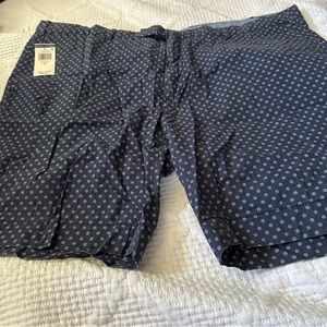 Men’s Polo Ralph Lauren cotton shorts. 42” waist. New with tags. See photos.